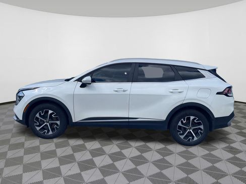Used 2023 Kia Sportage EX AWD/4WD image 4