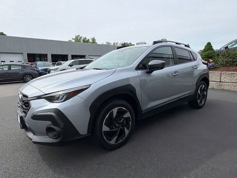 Used 2024 Subaru Crosstrek 2.5i Limited AWD/4WD image 3