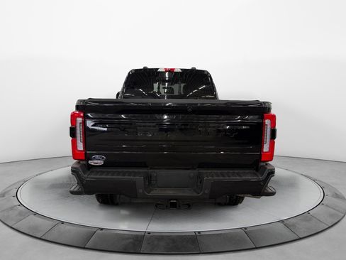 Used 2025 Ford F250 Platinum AWD/4WD image 6