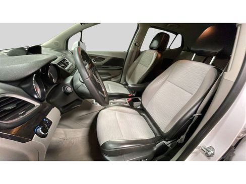 Used 2016 Buick Encore FWD image 11