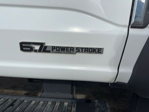Used 2024 Ford F550 4x4 Crew Cab Super Duty image 27