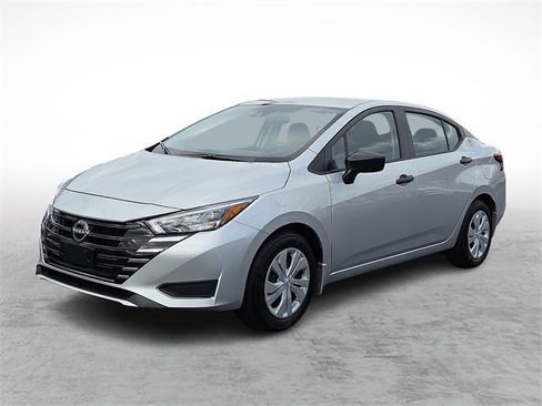 Used 2025 Nissan Versa S w/ Trunk Package image 3