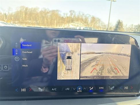 New 2026 Chevrolet Traverse LT w/ Driver Confidence Package image 15