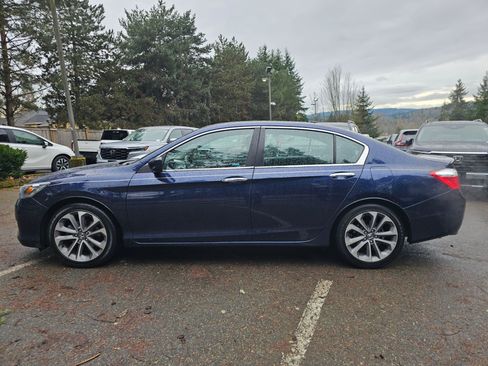 Used 2013 Honda Accord Sport image 4