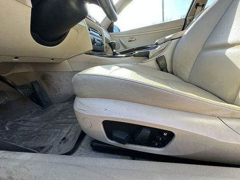 Used 2011 BMW 335i Coupe image 16