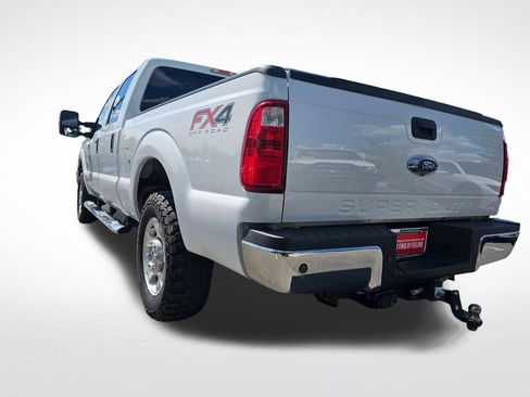 Used 2016 Ford F250 XLT w/ XLT Value Package AWD/4WD image 10