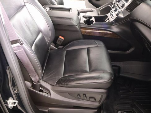 Used 2017 Chevrolet Tahoe LT image 14