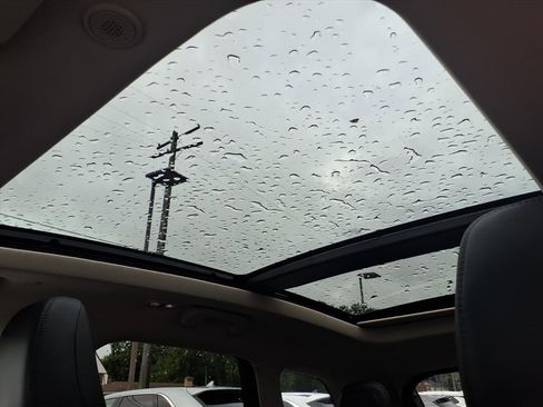 Used 2023 Lincoln Corsair Reserve w/ Equipment Group 201A image 16