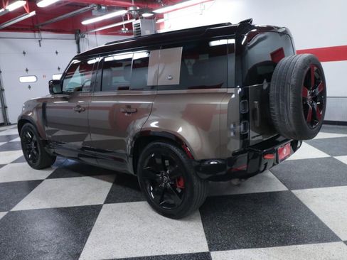 Used 2023 Land Rover Defender 110 X image 6