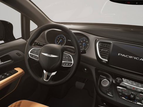 New 2026 Chrysler Pacifica Pinnacle image 9