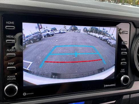 Used 2022 Toyota Tacoma TRD Sport image 23