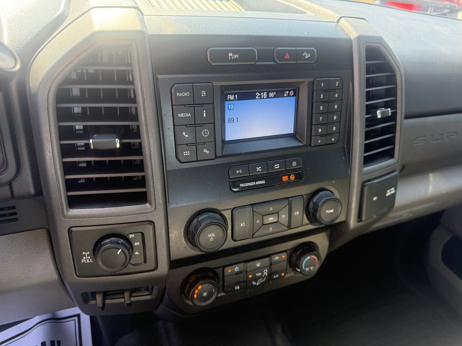 Used 2020 Ford F250 XL w/ STX Appearance Package AWD/4WD image 11