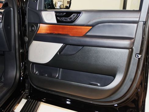Used 2024 Lincoln Navigator L Black Label AWD/4WD image 53