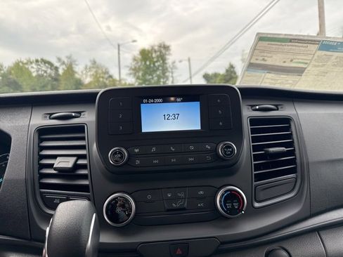 New 2025 Ford Transit 250 Low Roof image 23