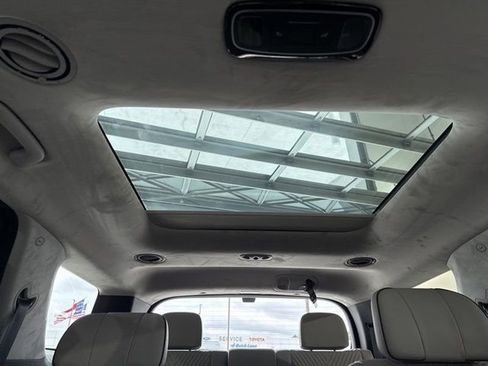 Used 2025 Hyundai Palisade Calligraphy image 27