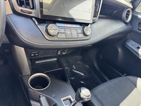 Used 2013 Toyota RAV4 XLE AWD/4WD image 15