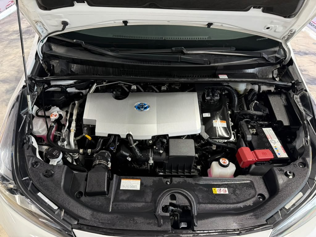 Used 2022 Toyota Prius LE FWD image 48