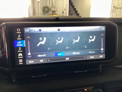 New 2026 Jeep Wrangler Unlimited Rubicon AWD/4WD image 22