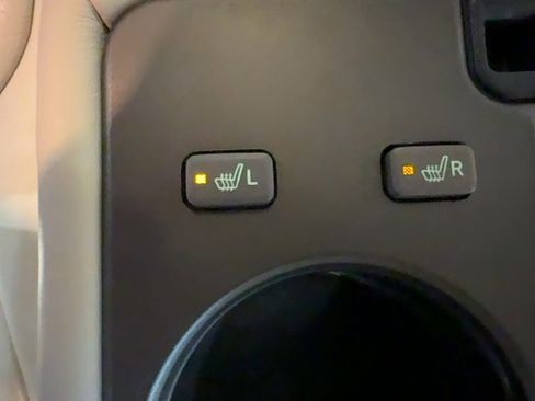 Used 2002 Lexus LS 430 image 66