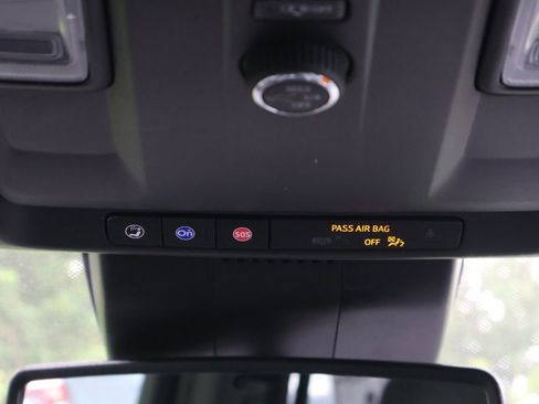 Used 2025 Chevrolet Tahoe Z71 AWD/4WD image 27