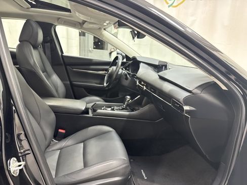 Used 2023 MAZDA MAZDA3 s FWD image 28