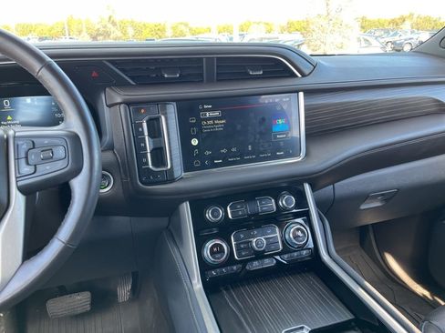 Used 2022 GMC Yukon XL Denali image 20