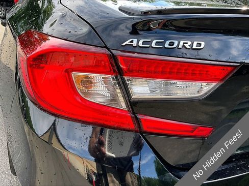 Used 2018 Honda Accord Sport image 20