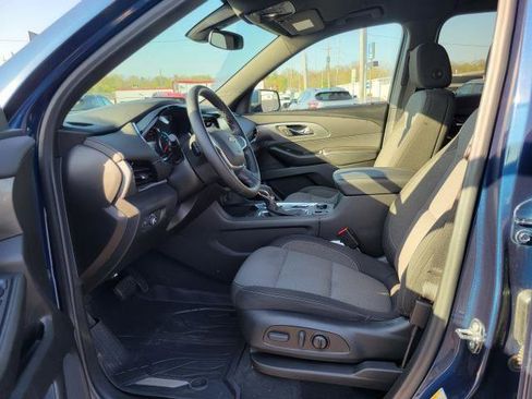 Used 2023 Chevrolet Traverse LT w/ LPO, Floor Liner Package AWD/4WD image 8