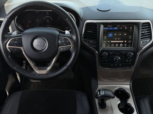 Used 2015 Jeep Grand Cherokee Altitude AWD/4WD image 12