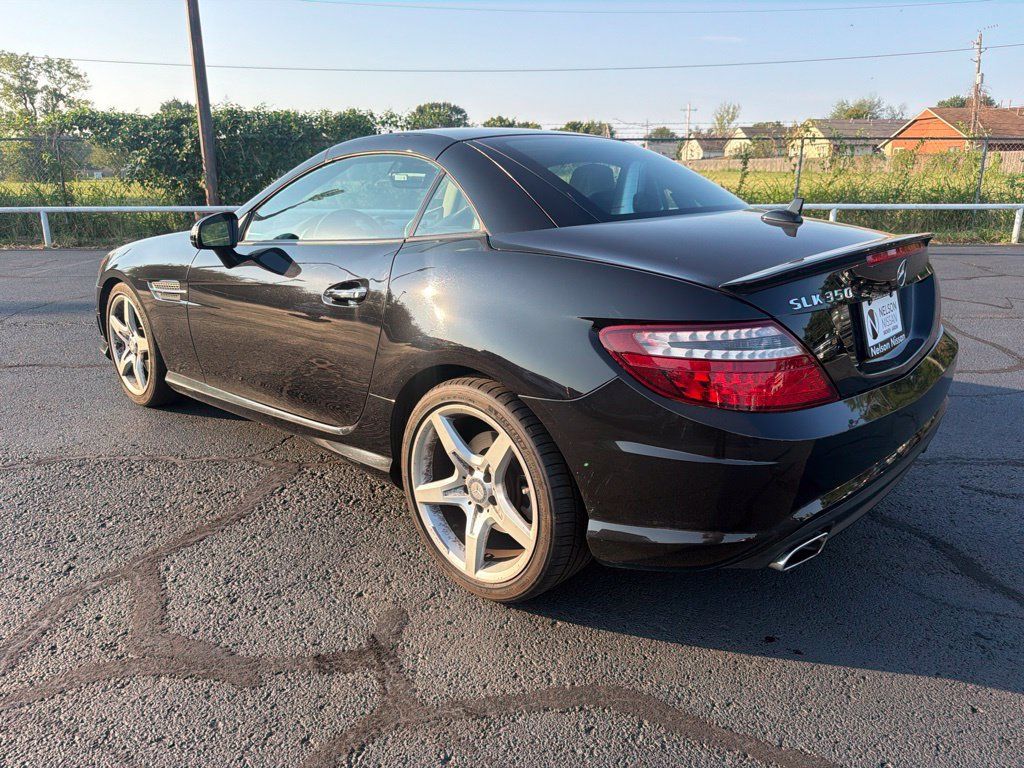 Used 2014 Mercedes-Benz SLK 350 image 7