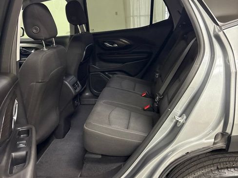 Used 2024 GMC Terrain SLE FWD image 20
