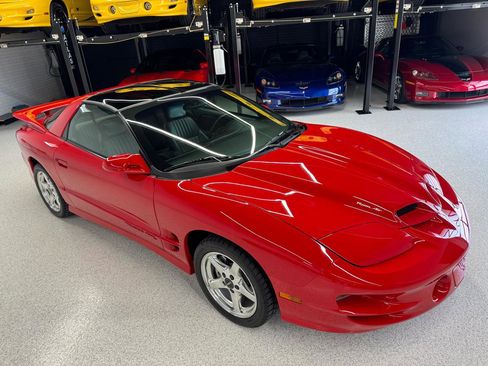 Used 2001 Pontiac Firebird Formula w/ Protection Group RWD image 6