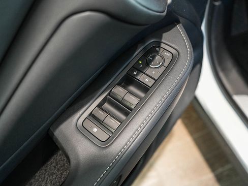 New 2026 Lexus TX 350 FWD image 18