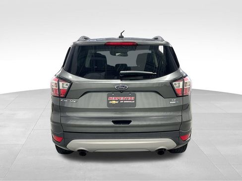 Used 2018 Ford Escape SE w/ SE Sync 3 Package AWD/4WD image 9