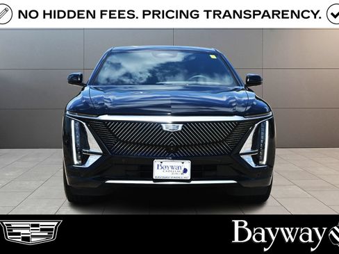 Used 2024 Cadillac Lyriq Luxury RWD image 2