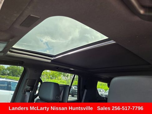 Used 2025 Chevrolet Tahoe Z71 w/ Z71 Off-Road Package AWD/4WD image 20