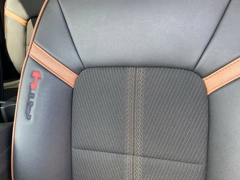Used 2023 GMC Canyon AT4 AWD/4WD image 20