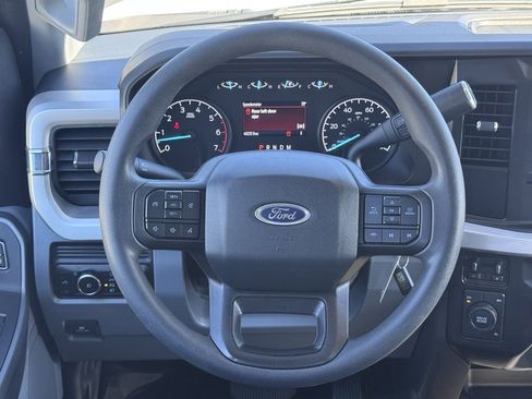 Used 2024 Ford F250 XLT image 6