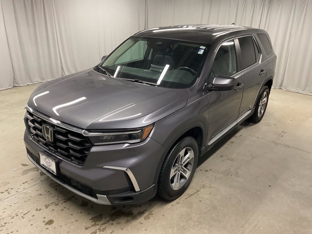 Used 2024 Honda Pilot EX-L image 3