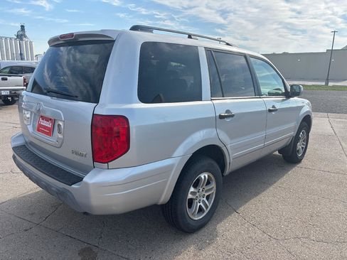 Used 2004 Honda Pilot EX image 11