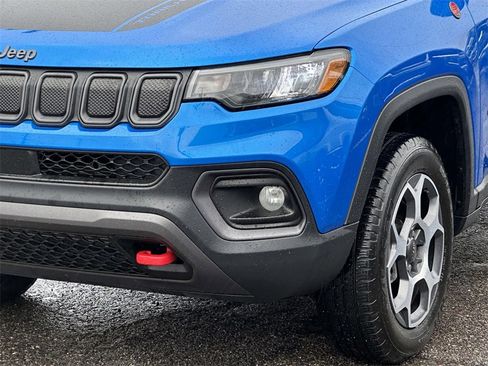 Used 2022 Jeep Compass Trailhawk image 8