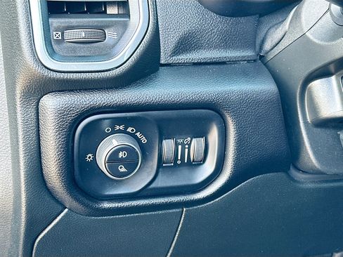 Used 2024 RAM 2500 Laramie image 17