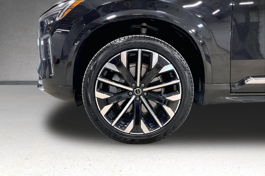Certified 2026 Volvo XC90 B6 Plus w/ Protection Package Premier AWD/4WD image 35