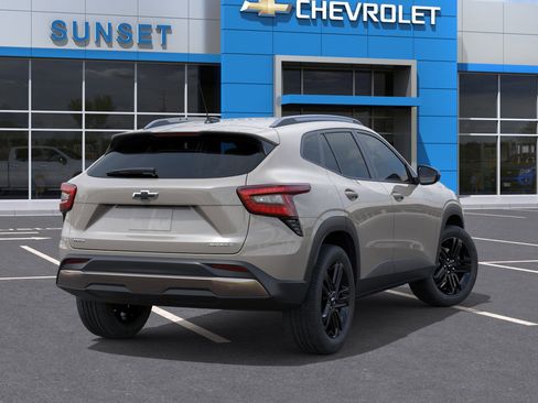 New 2026 Chevrolet Trax ACTIV w/ Sunroof Package image 4