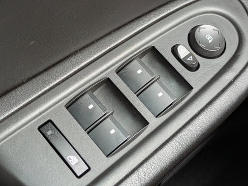 Used 2017 Chevrolet Traverse LT w/ LPO, 'HIT The Road' Package image 25