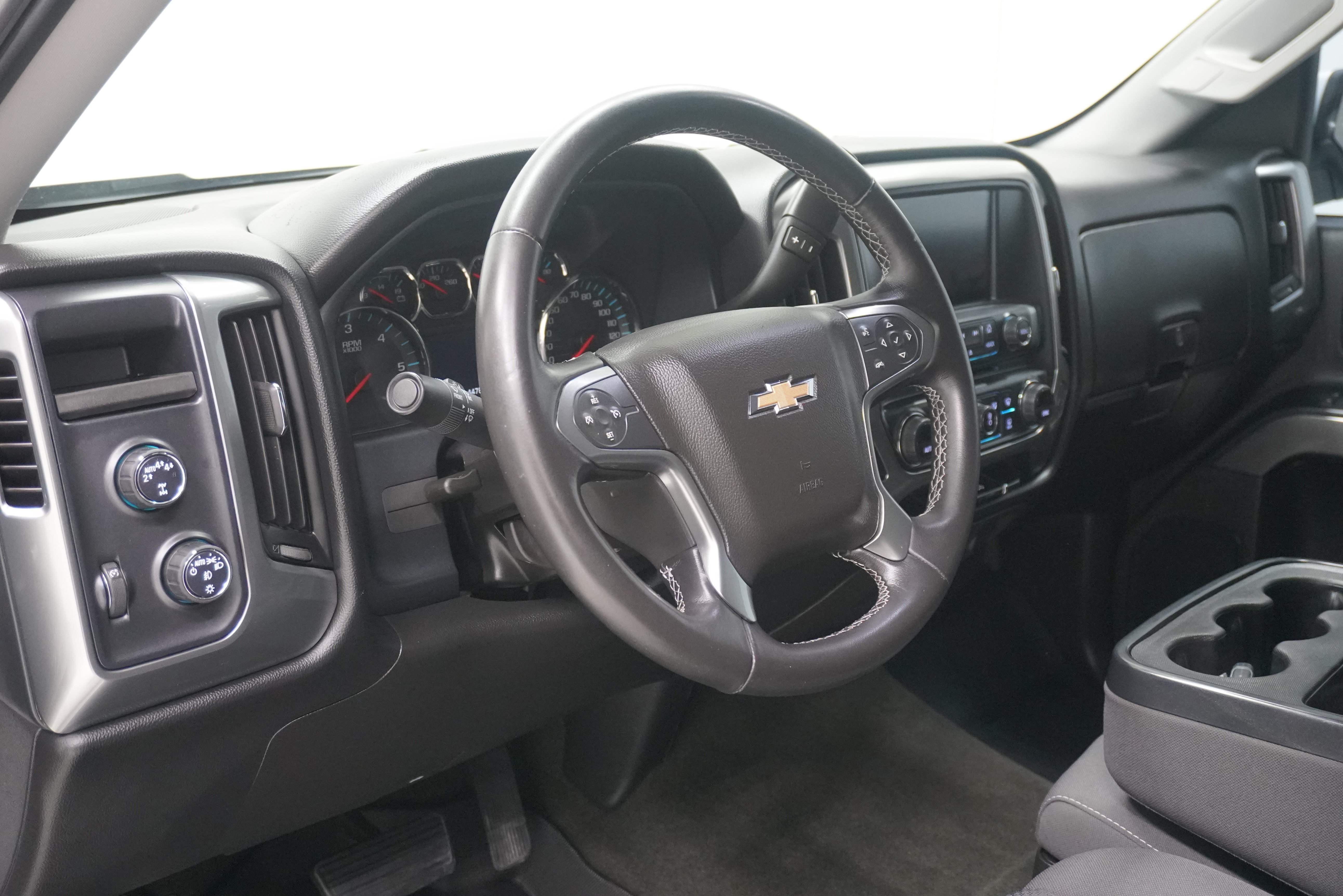 Used 2017 Chevrolet Silverado 1500 LT w/ All Star Edition AWD/4WD image 11