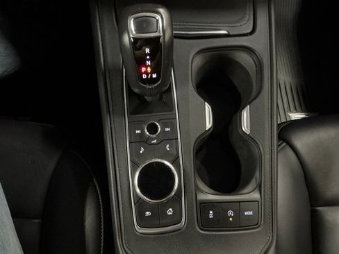 Used 2019 Cadillac XT4 Premium Luxury image 16