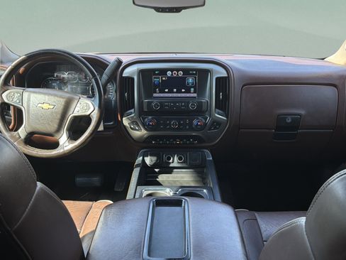 Used 2015 Chevrolet Silverado 2500 High Country w/ Duramax Plus Package image 32