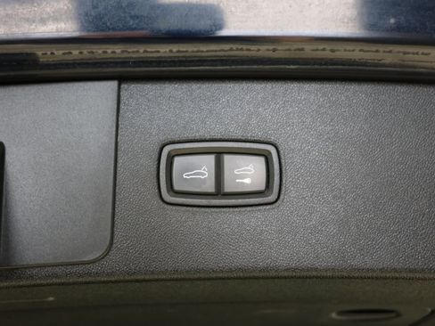 Used 2021 Porsche Cayenne AWD/4WD image 33