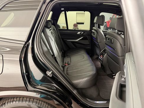 Used 2019 BMW X5 xDrive50i w/ M Sport Package AWD/4WD image 44